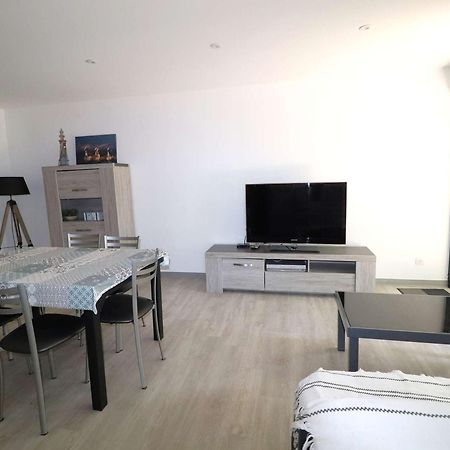 3 Pieces Climatise Avec Terrasse, Parking Prive, A 100M De La Plage, 7 Couchages - Fr-1-307-148 Le Grau-du-Roi Exteriör bild