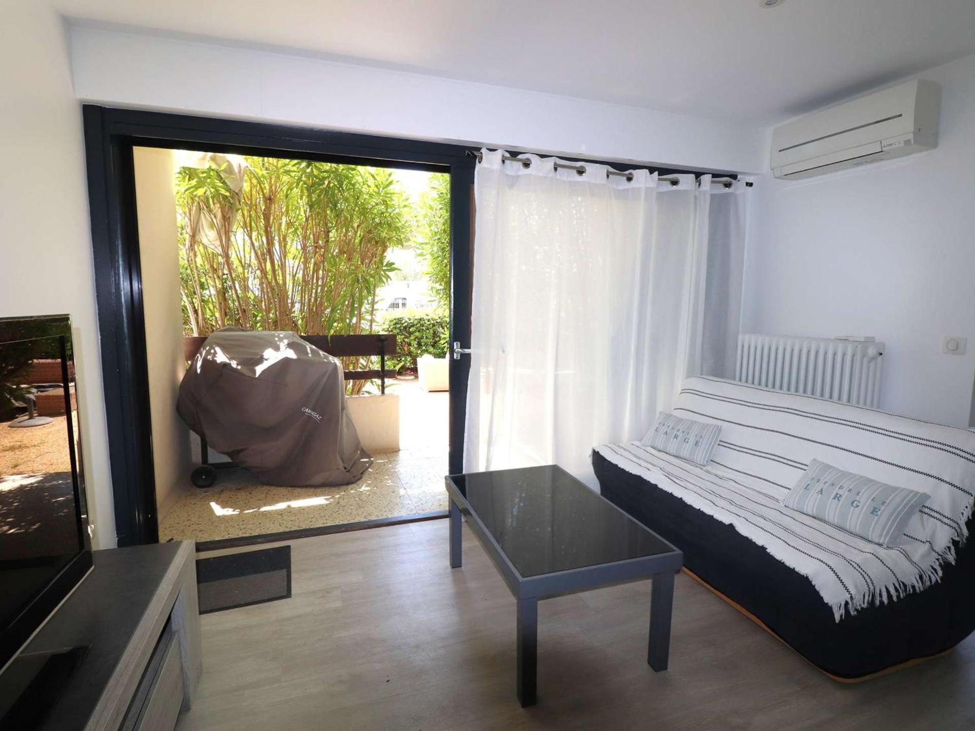 3 Pieces Climatise Avec Terrasse, Parking Prive, A 100M De La Plage, 7 Couchages - Fr-1-307-148 Le Grau-du-Roi Exteriör bild